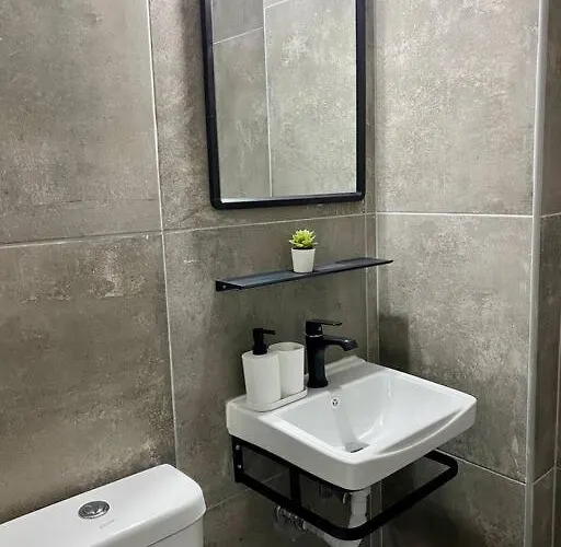 Apartamento Modern In Town, Walking Distance To The - No 4 Cós