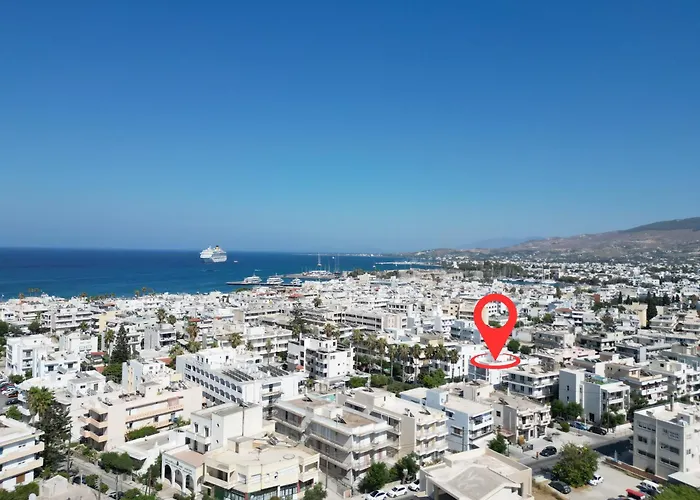 Modern In Town, Walking Distance To The - No 4 *