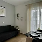 Apartamento Modern In Town, Walking Distance To The - No 4