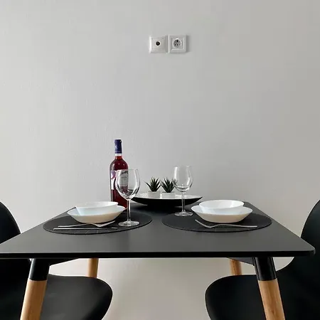Brand New Apartment, In The Heart Of '4' Apartment