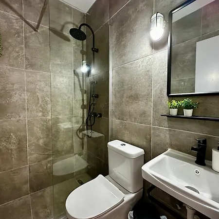 Brand New Apartment, In The Heart Of '4' Apartment