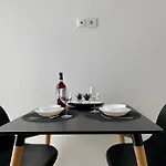 Modern In Town, Walking Distance To The - No 4 公寓